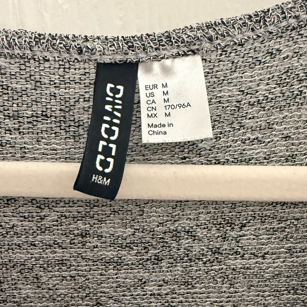 H&M Divided Gray Draped Wrap Front Top Women’s Medium - Picture 3 of 6
